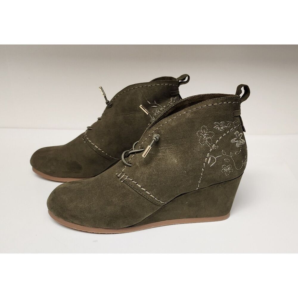 Cloudwalkers Olive Green Ankle Boots Sz 9M Lace Up Wedge Floral Embroidery
